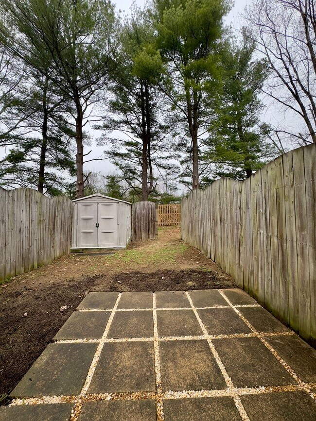 Building Photo - Charming 3 Bedroom/1.5 Bathroom Townhome in Belcamp, MD!