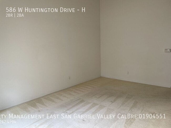 Building Photo - 586 W Huntington Dr