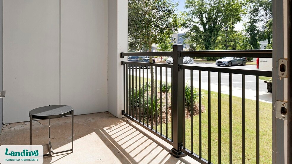 Building Photo - 1880 Maple Dr NW