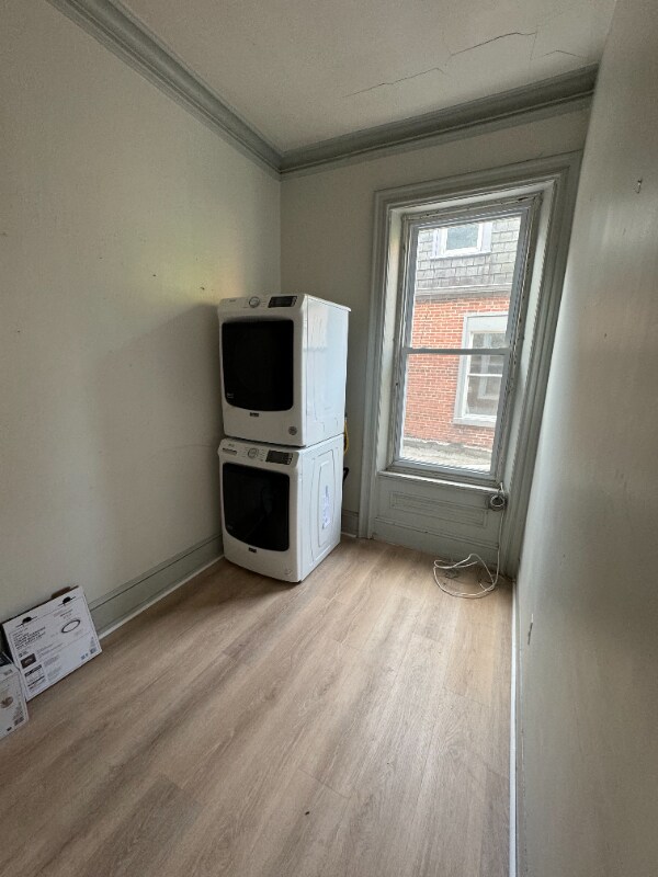 Building Photo - 208 S 41st St