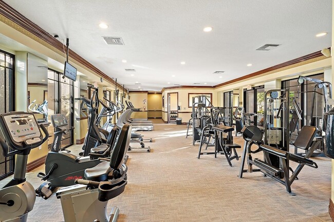 Building Photo - 3022 Alcazar Pl