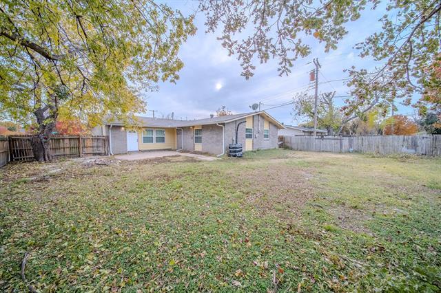 Building Photo - 3345 High Lark Dr