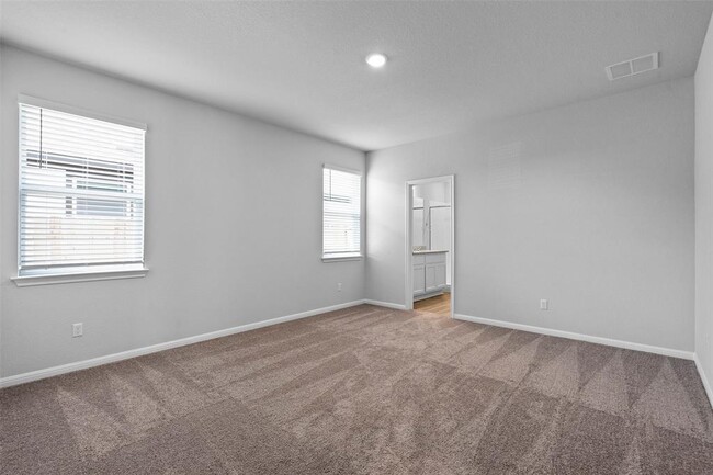 Building Photo - 2409 Lucy Axel Ln