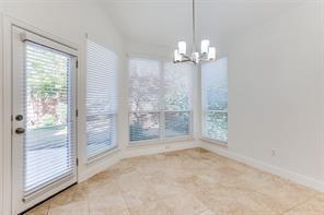 Building Photo - 3867 Ridgelake Ct