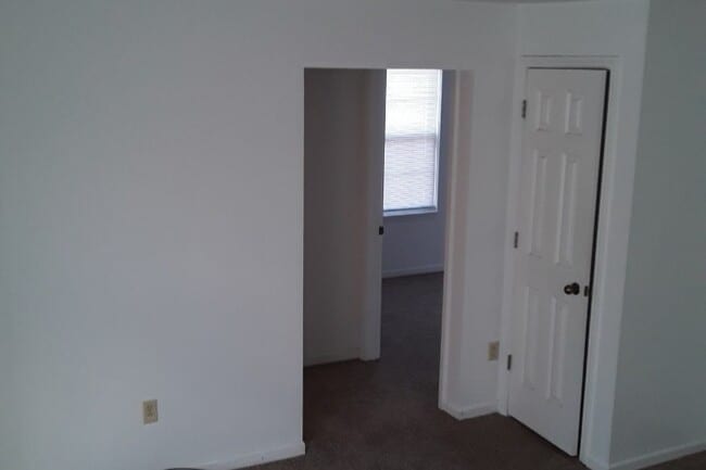 Building Photo - 538 Nova St