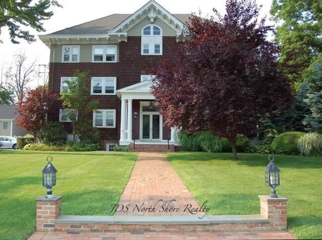 Building Photo - 0 Grove St