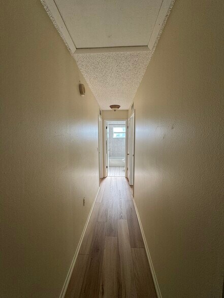 Building Photo - 6452 109th Ter N