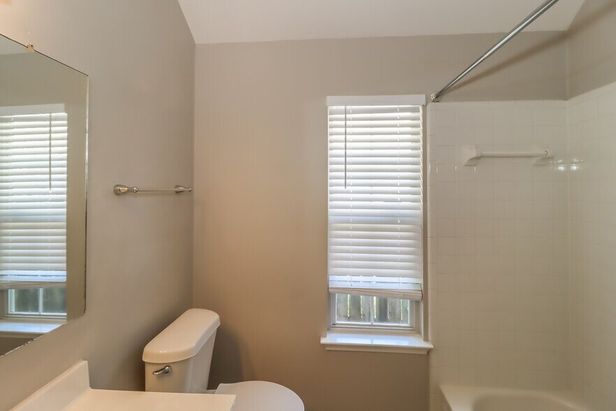 Building Photo - 1508 Cindy Ct