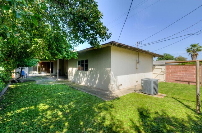 Building Photo - 123 W McKinley Ave