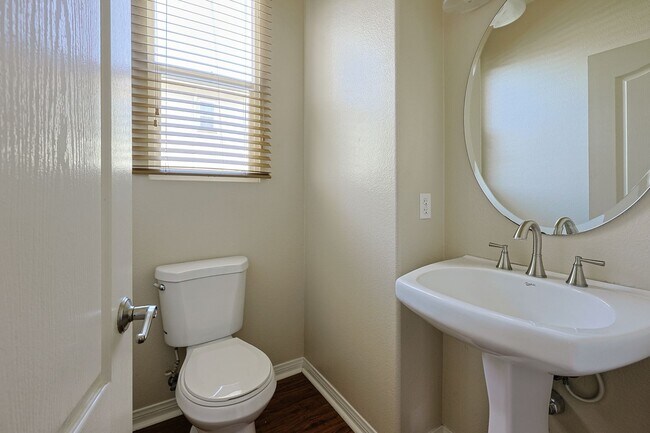 Building Photo - 3BR House in 4S Ranch
