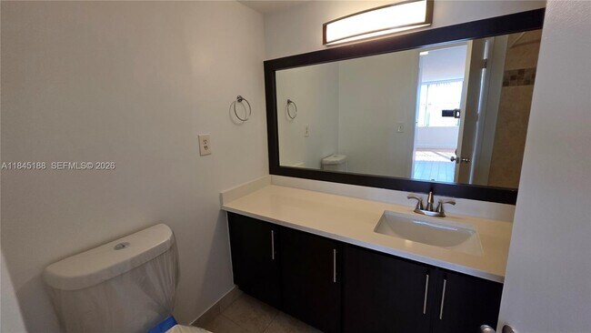 Building Photo - 18151 NE 31st Ct