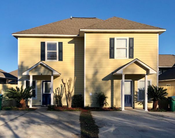 Right side of Duplex - 1338 Tropical Cv