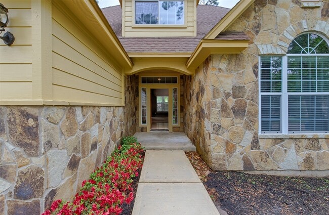 Building Photo - 14918 Pollux Dr
