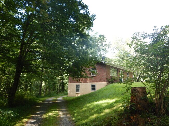 Building Photo - robl1951