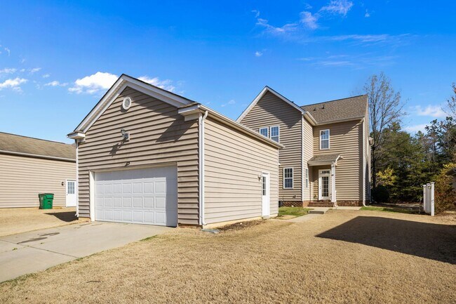 Building Photo - 10724 Alvarado Way