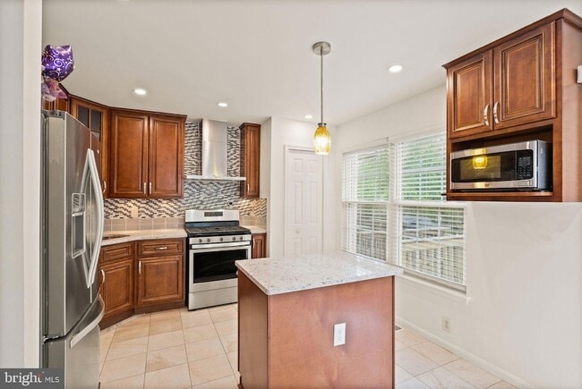 Building Photo - 11070 Clovertree Ct