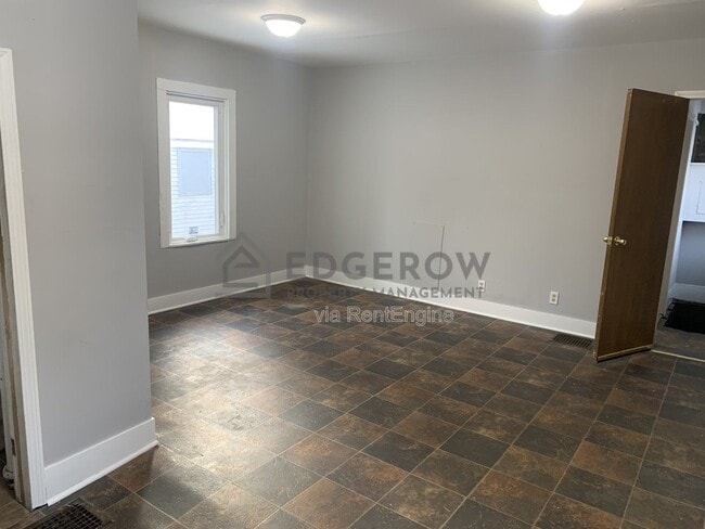 Building Photo - 1644 Beidler St