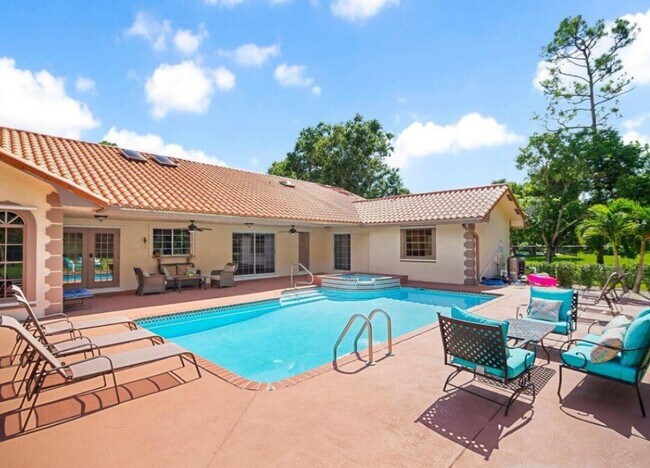 Building Photo - 14870 Horseshoe Trce