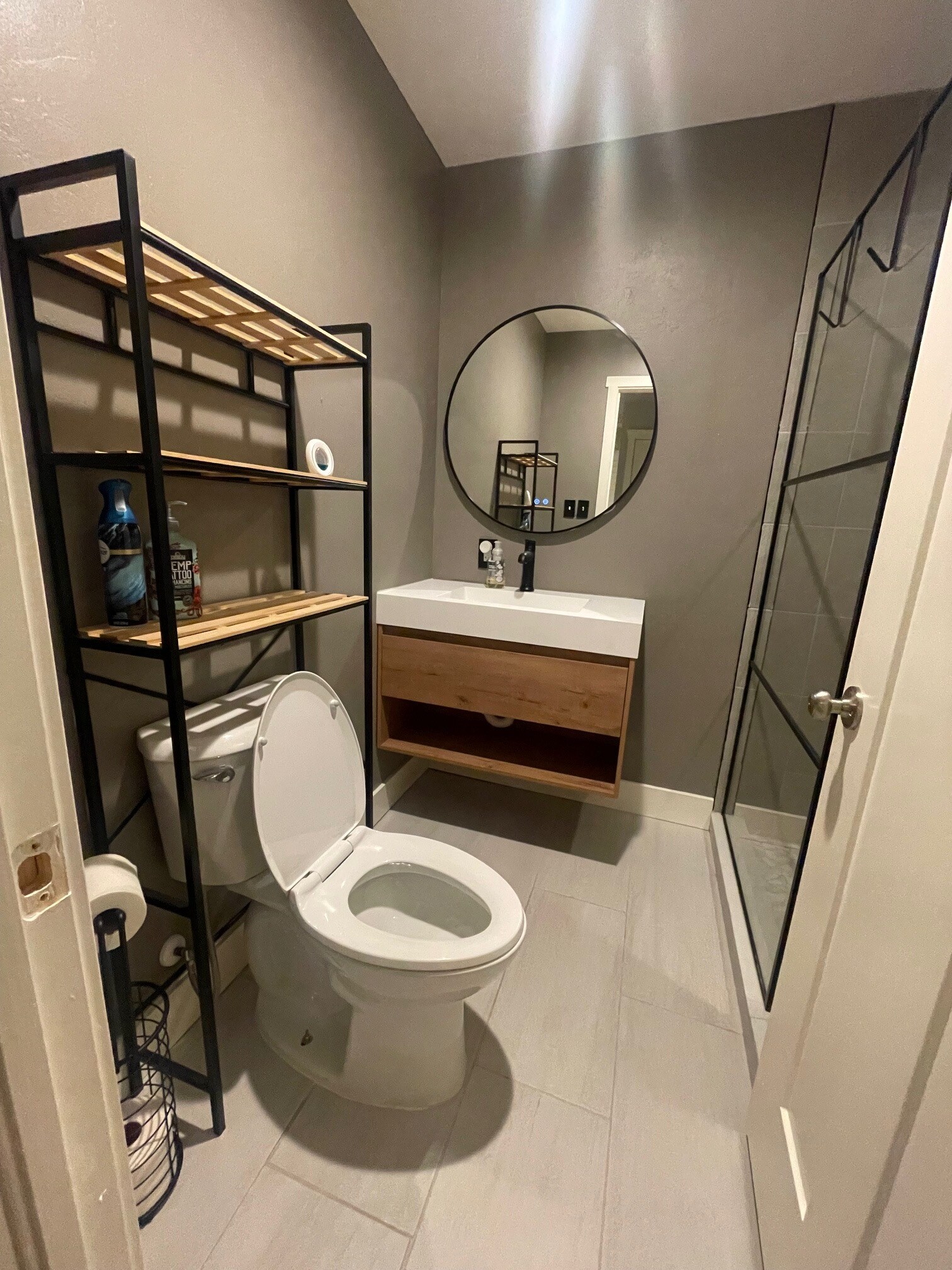 Master Bathroom - 1012 Elmwood St