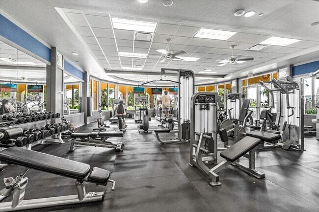 Building Photo - 12223 Pescara Ln