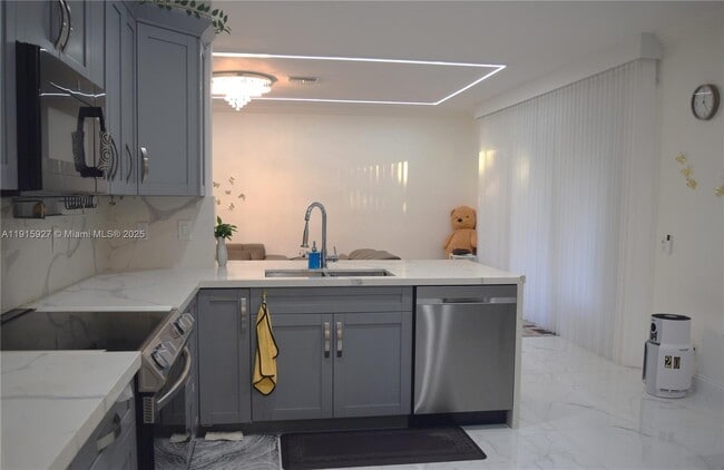 Building Photo - 538 Slippery Rock Rd