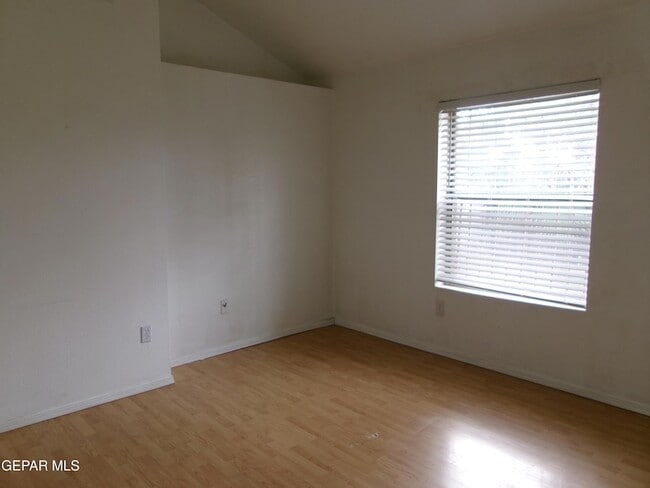 Building Photo - 118 Tierra Vista Dr