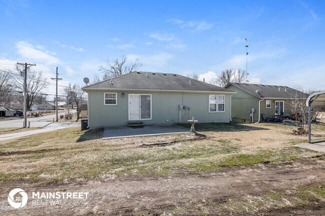 Building Photo - Welcome Home!