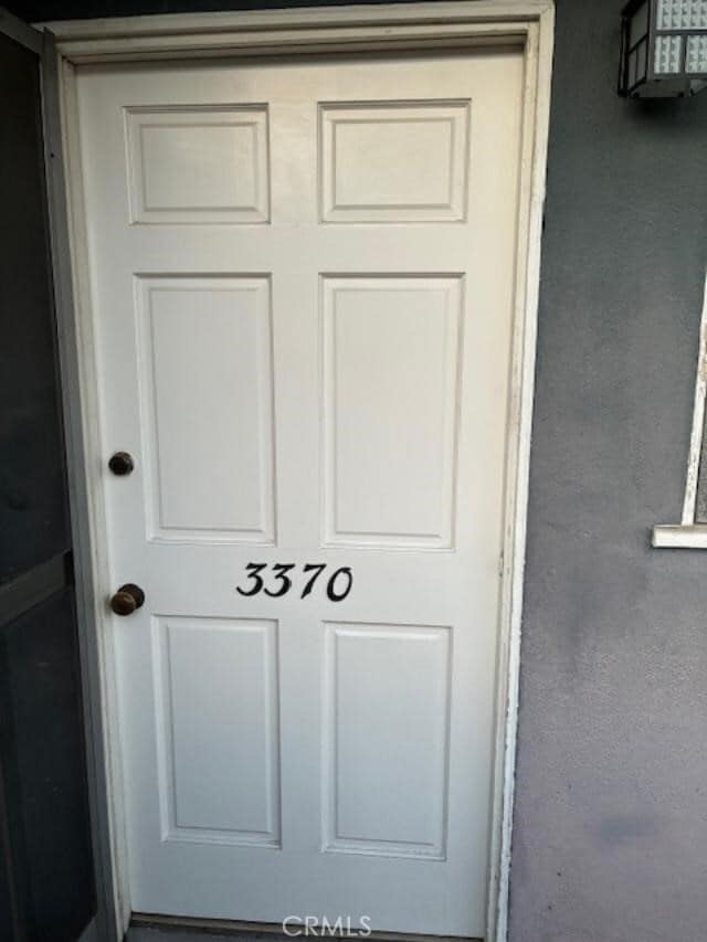 Building Photo - 3370 Barham Blvd