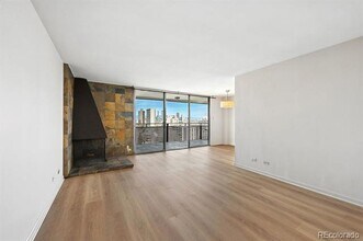 Building Photo - 1200 Vine St