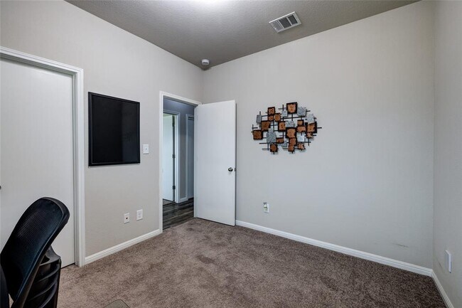 Building Photo - 128 Shearwater Ln