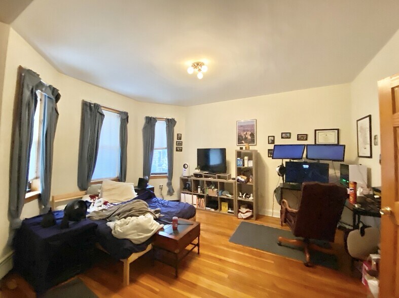 Building Photo - 15 Orkney Rd