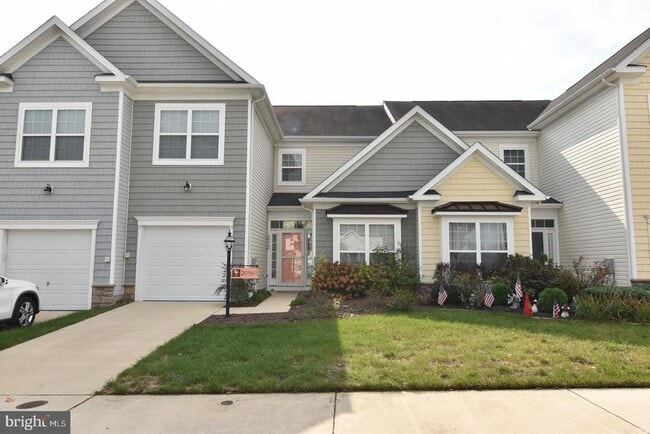 Building Photo - 20560 Charlotte Blvd