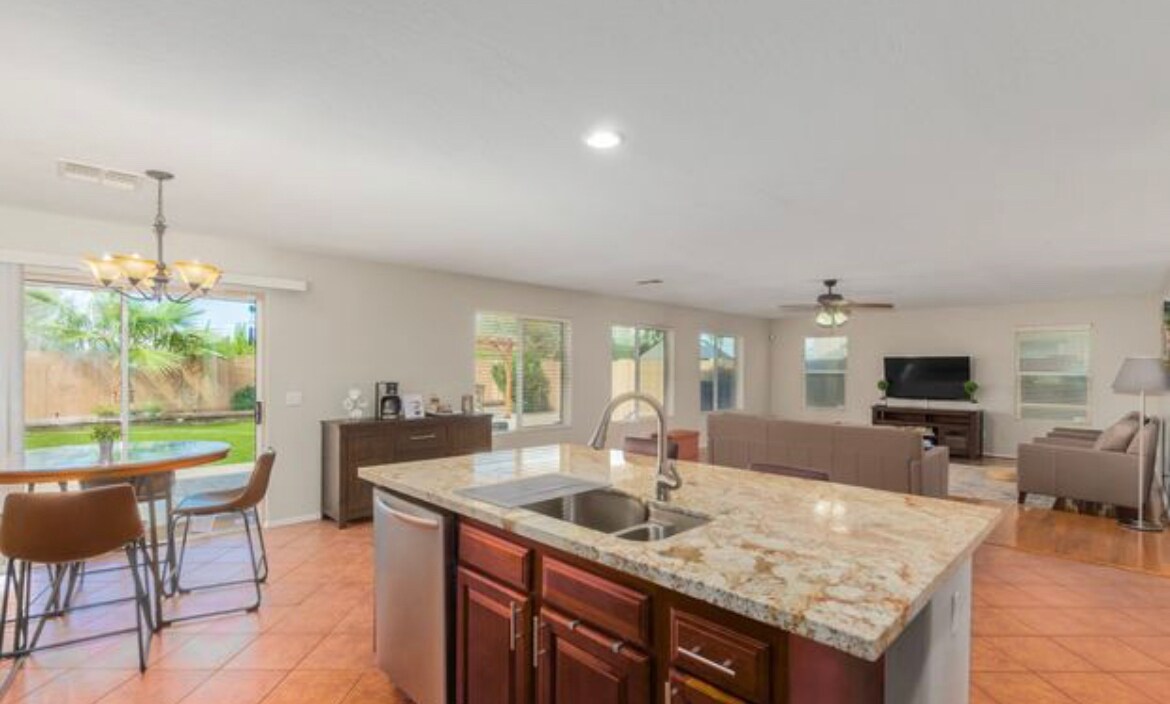 Kitchen Adj. to Living Room - 17464 W Caribbean Ln