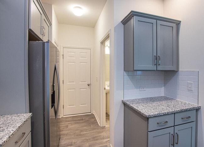 Building Photo - BEAUTIFUL 3 Bedroom in Midland Available A...