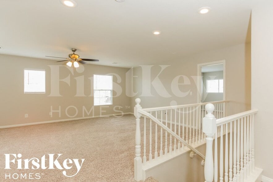 Building Photo - 8332 N Blazing Sky Ct