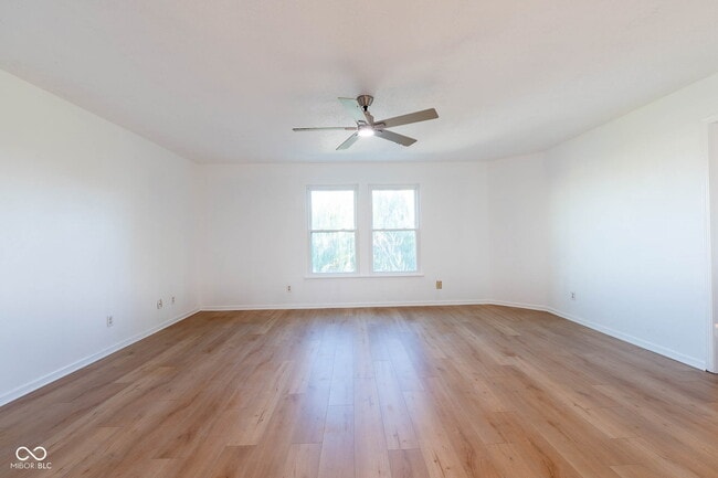 Building Photo - 2887 Ludwig Dr