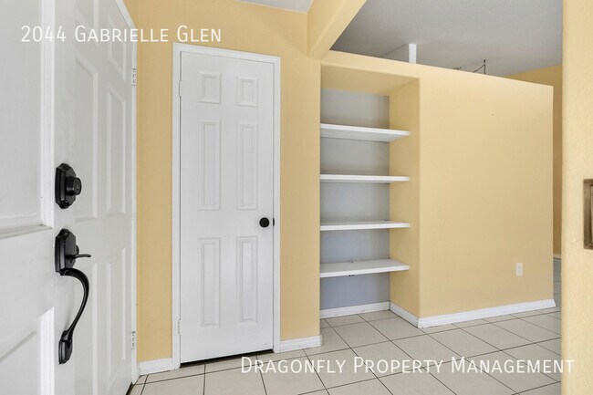 Building Photo - 2044 Gabrielle Glen