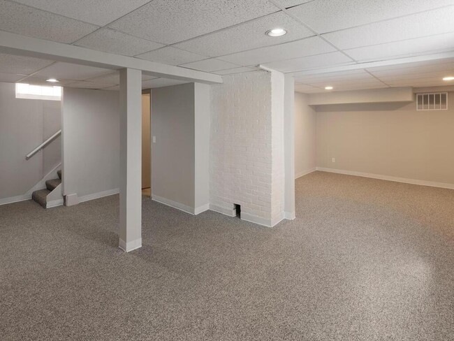Lower level bedroom - 3237 Hennepin Ave