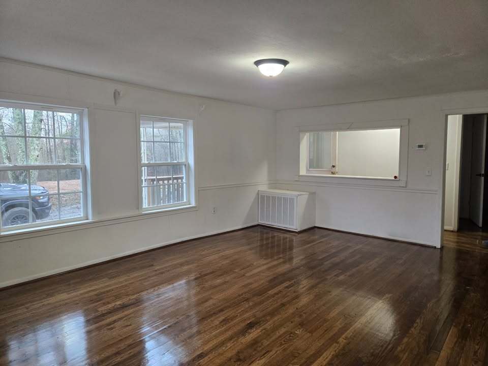 Building Photo - 130 Coin Ln