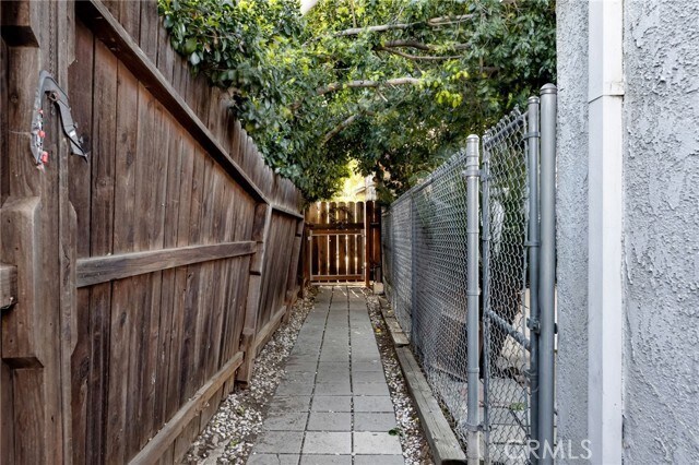 Building Photo - 15549 Ludlow St