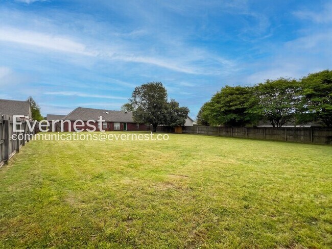 Building Photo - 7661 Ragland Pl