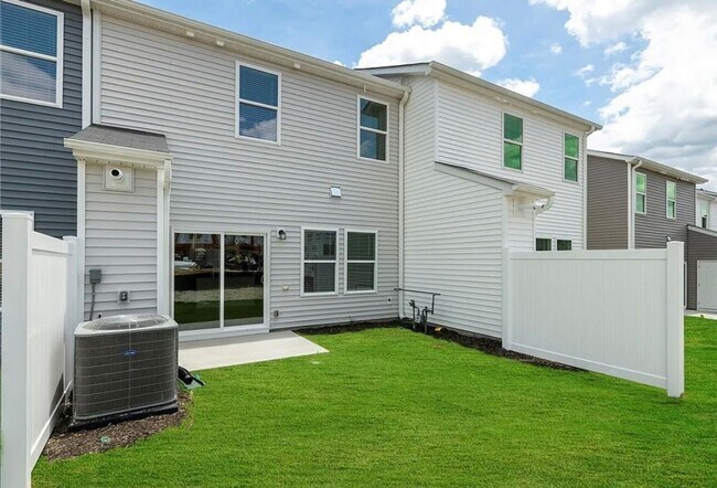 Building Photo - Brand New 3/2.5 Move In Ready Now!