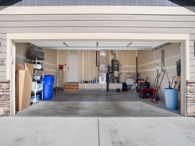 Building Photo - 3 bedroom/2 bathroom home in Spokane Valley