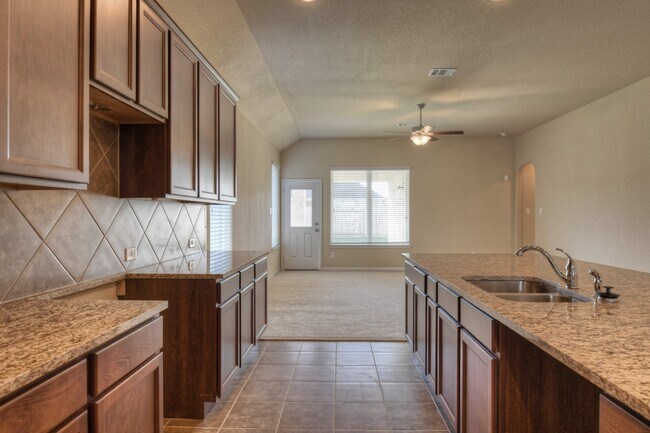 Building Photo - 21644 Lexor Dr