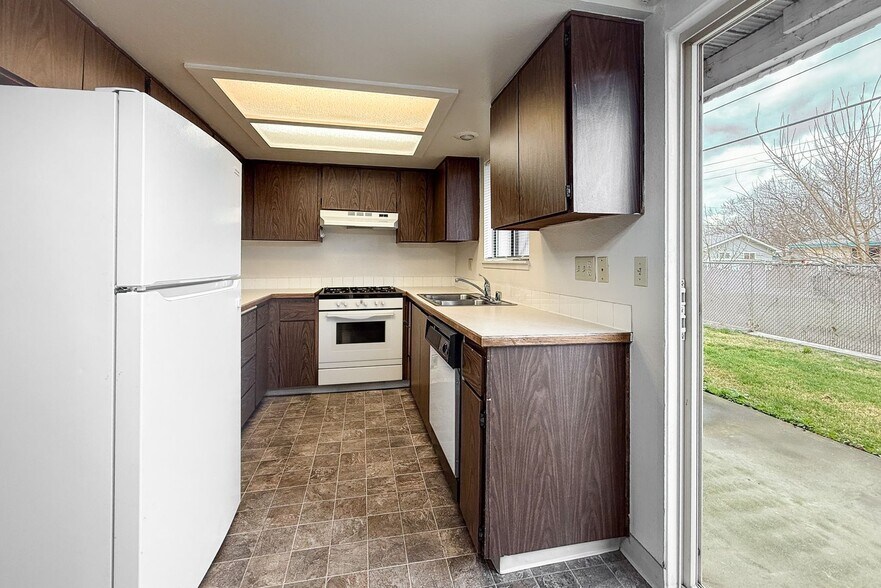 Interior Photo - Avalon Court Apartments