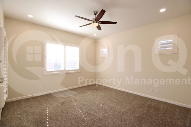 Building Photo - 4984 S Leisure Way
