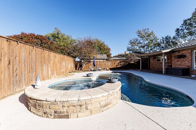 Building Photo - Discover Your Oasis: Spacious 3-Bed Lubboc...