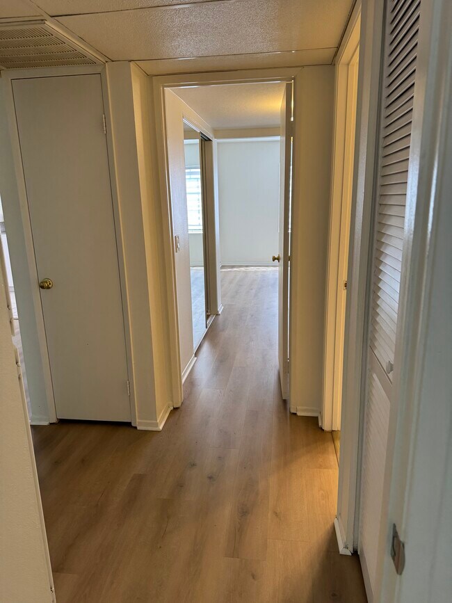 Building Photo - 18123 Erik Ct