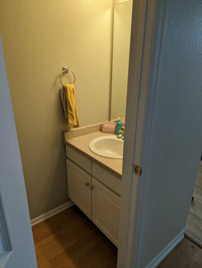 Building Photo - Single Family Home Located in Desirable Ro...