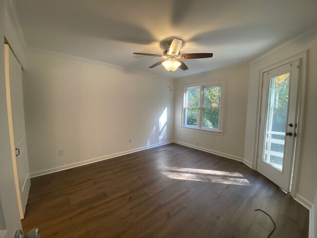 Building Photo - Broad River Township